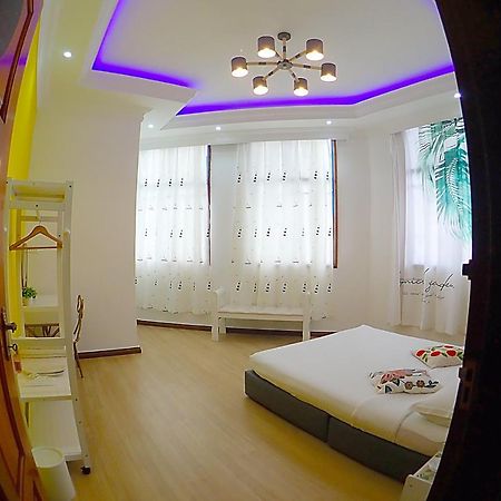 Moonlight Inn เซมปอร์นา ภายนอก รูปภาพ